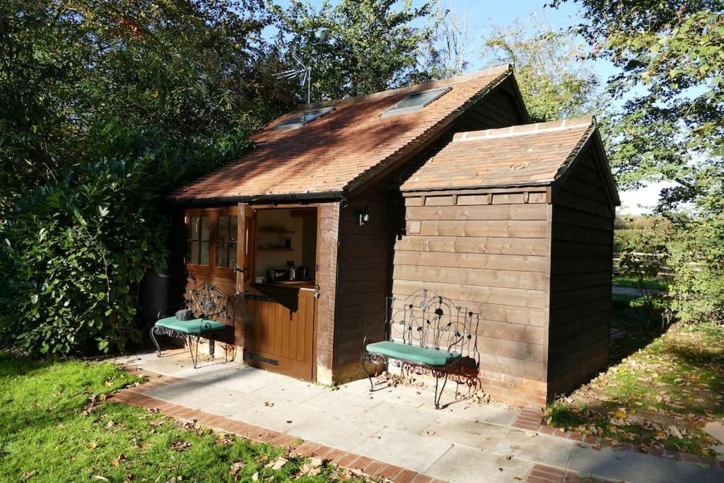 The Bike Shed, Near Brill Apartment Aylesbury  Exterior photo